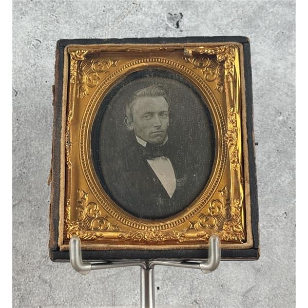 Antique Daguerreotype Photo In Case