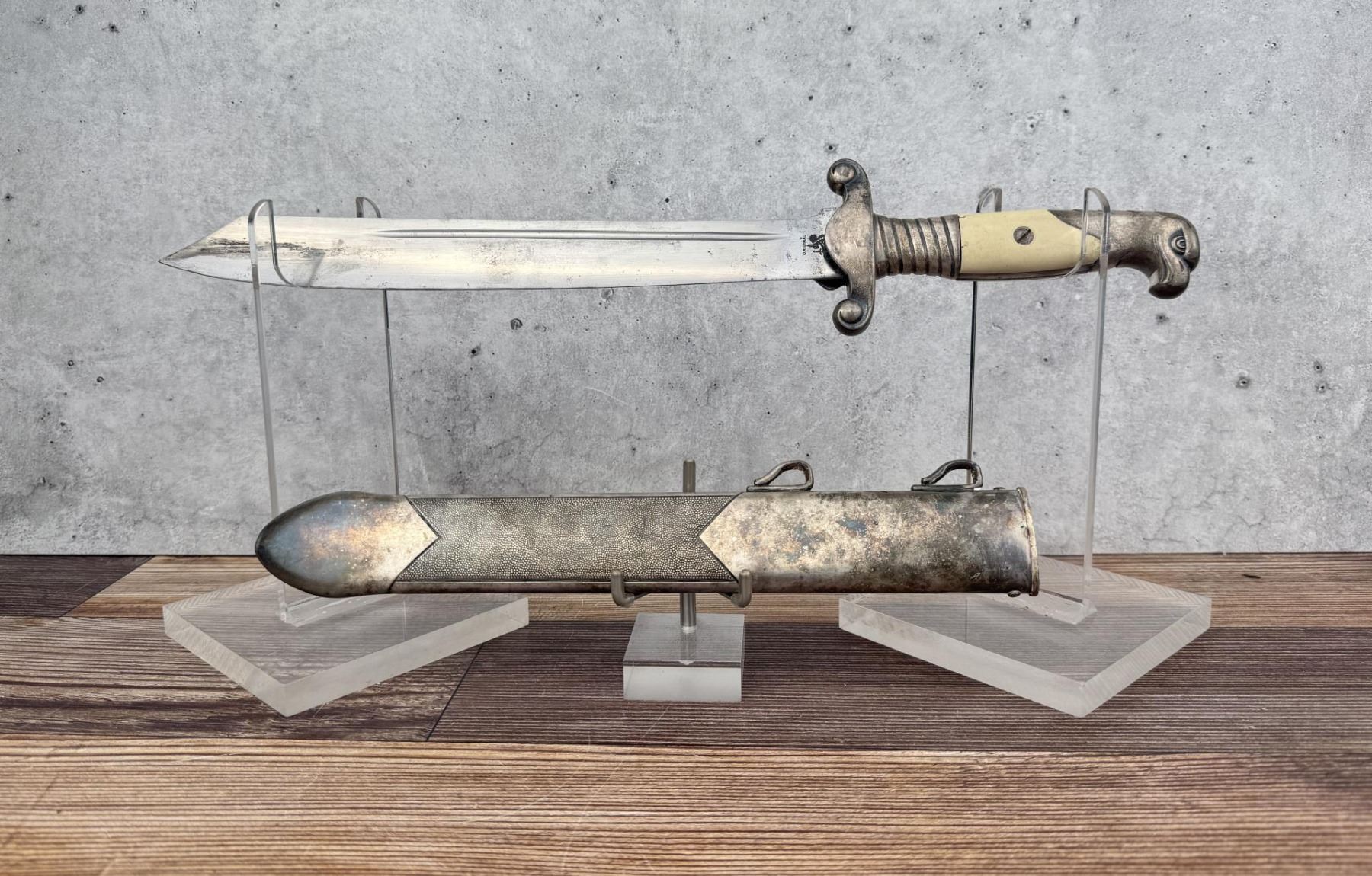 WW2 German RAD Officer Hewer Dagger