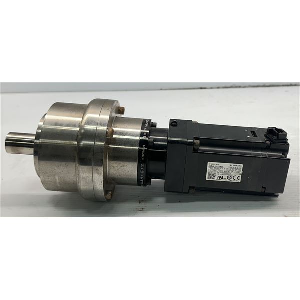 Yaskawa #SGMJV-04A3M61 AC Servo Motor w/#AE090 Drive Planetary Gearbox