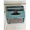 Image 2 : Majestic 600 Typewriter