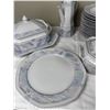 Image 3 : Savoir Vivre Celina Fine China Set