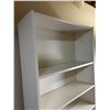 Image 3 : White Bookshelf