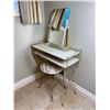 Image 1 : Vanity Table Set
