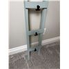 Image 3 : Wooden Photo Ladder
