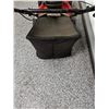 Image 3 : YardMachines 21" Lawnmower