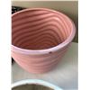 Image 3 : Planters & Garden Decor