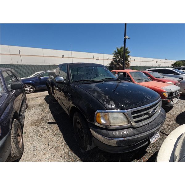 FORD F150 2000 T-2 DAYS