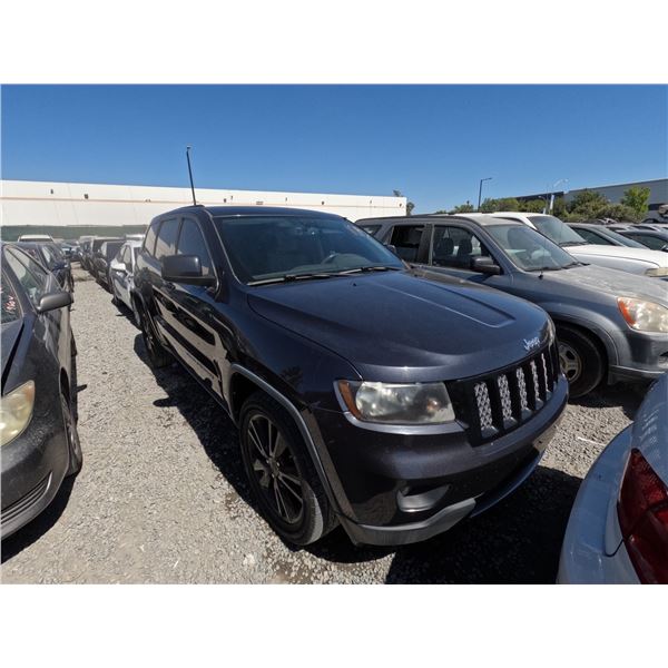 JEEP GR CHEROKEE 2013 T-2 DAYS