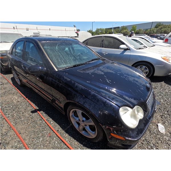 MERCEDES C CLASS 2006 T-DONATION