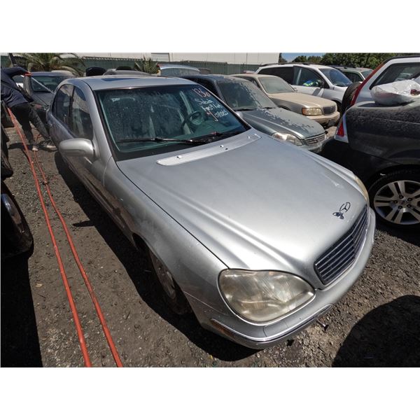 MERCEDES S CLASS 2002 T-DONATION