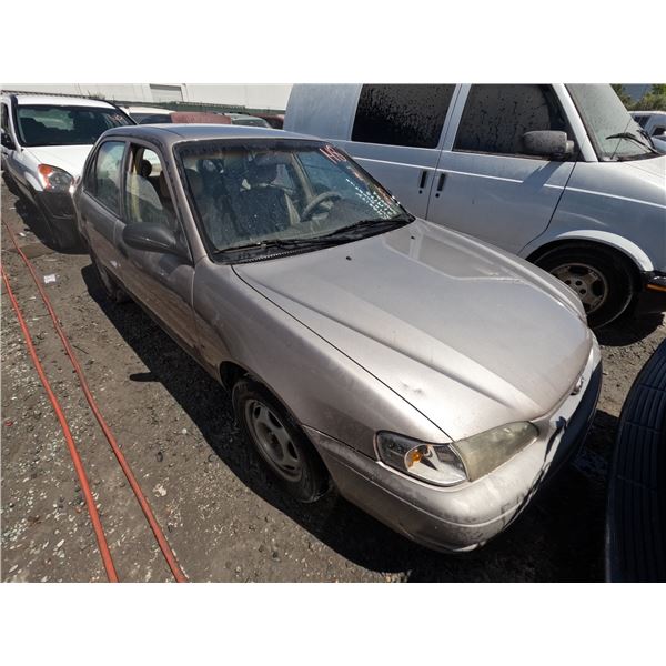 TOYOTA COROLLA 1999 SALV T/DONATION