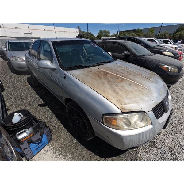 NISSAN SENTRA 2004 ADT-SALV/DON