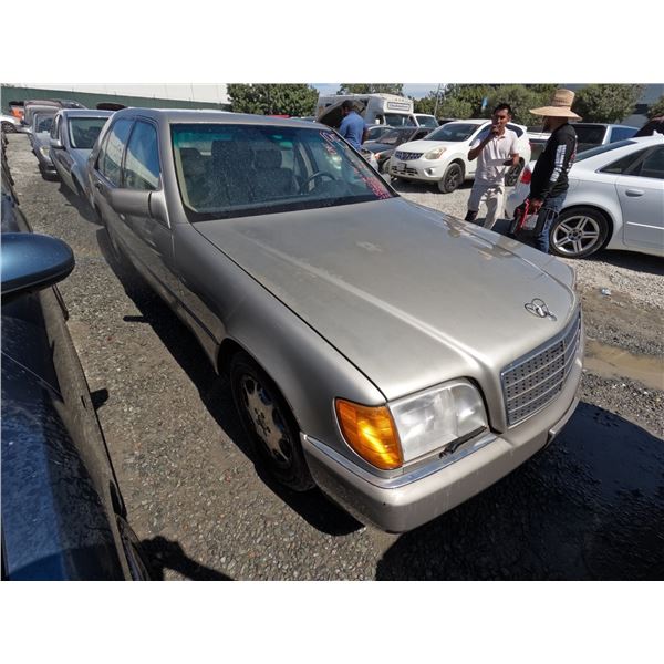 MERCEDES 300 CLASS 1992 T-DONATION