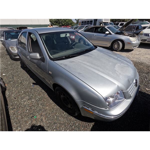 VOLKS JETTA 2004 T-DONATION