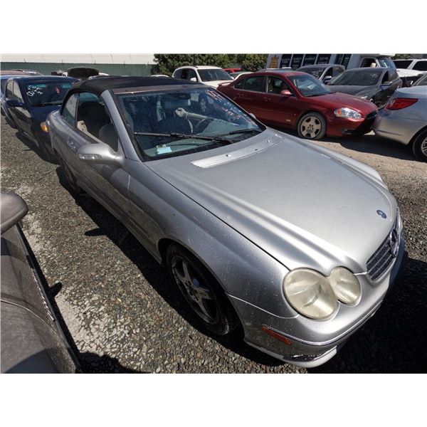 MERCEDES CLK CLASS 2004 T-DONATION