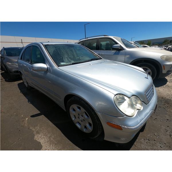 MERCEDES C CLASS 2006 T-DONATION