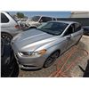 Image 2 : FORD FUSION 2014 T