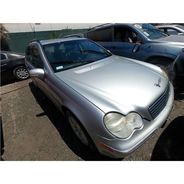 MERCEDES C CLASS 2002 T-DONATION
