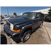 Image 2 : JEEP COMMANDER 2007 T