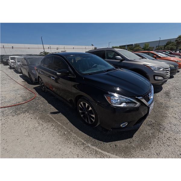 NISSAN SENTRA 2017 SALV/T