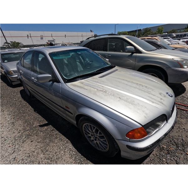 BMW 328I 2000 T-DONATION