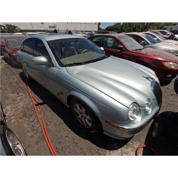 JAGUAR S TYPE 2003 ADT-DONATION