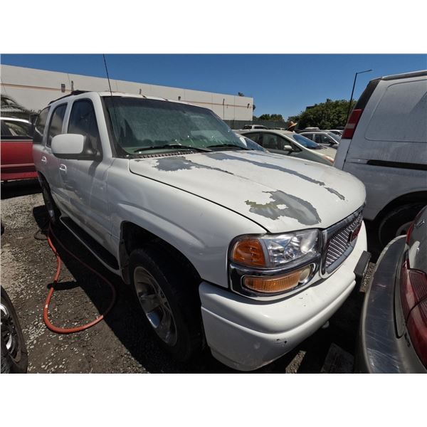 GMC YUKON 2001 T-DONATION