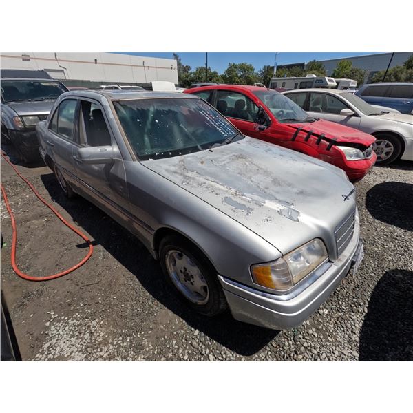 MERCEDES C CLASS 1998 ADT-SALV/DON