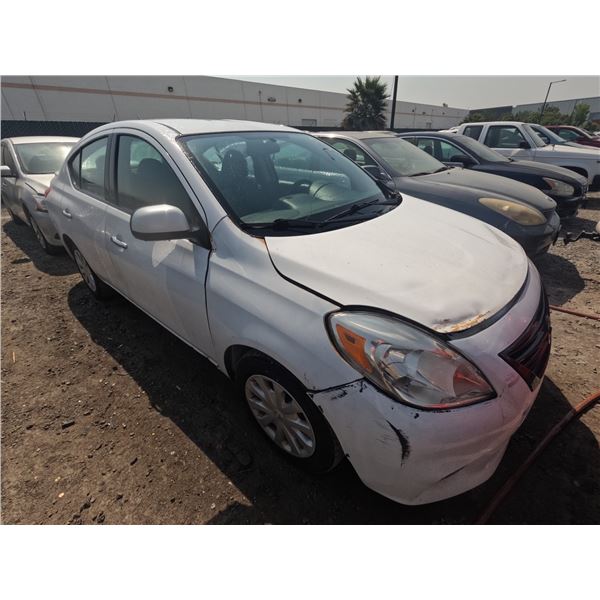 NISSAN VERSA 2013 T