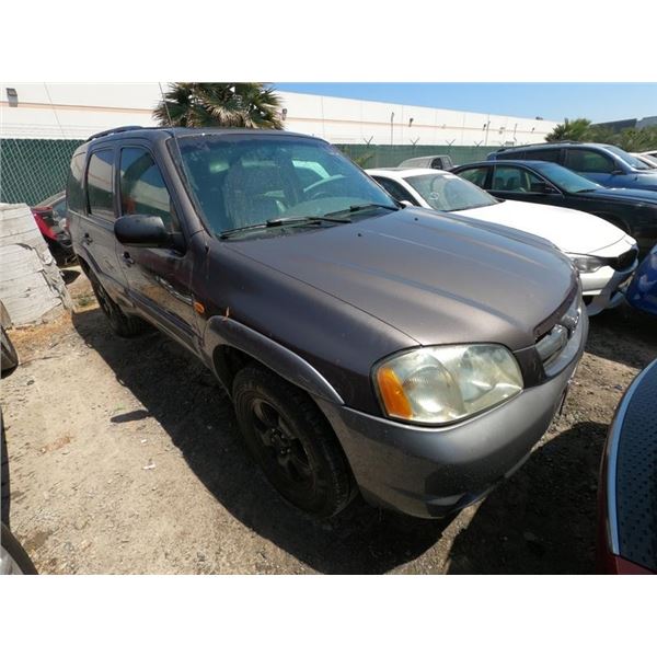 MAZDA TRIBUTE 2002 SALV T/DONATION
