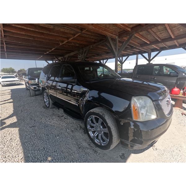 GMC YUKON 2012 ADT/PRIOR TAXI