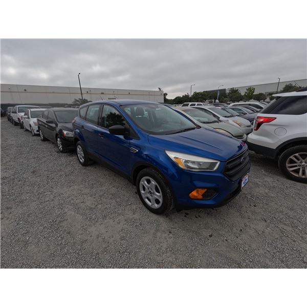 FORD ESCAPE 2017 T-2 DAYS