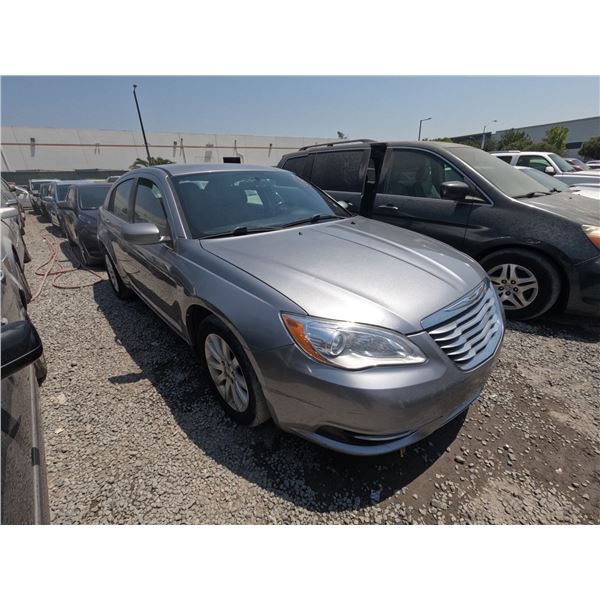 CHRYSLER 200 2013 ADT