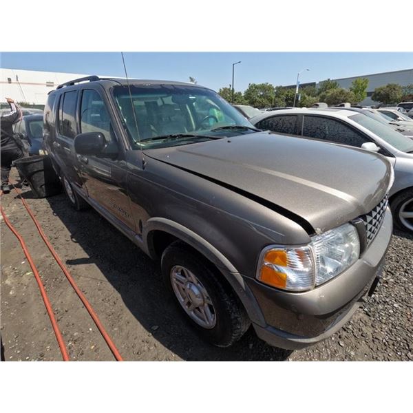 FORD EXPLORER 2002 ADT-DONATION
