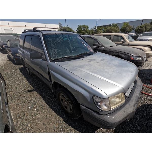SUBARU FORESTER 2002 SALV T/DONATION