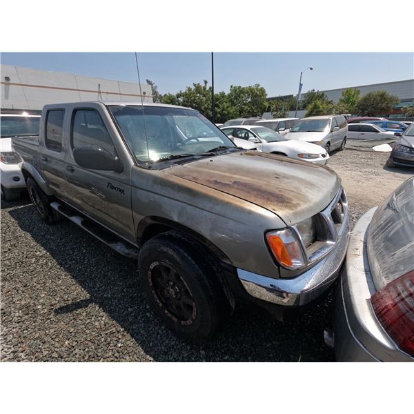 NISSAN FRONTIER 2000 ADT