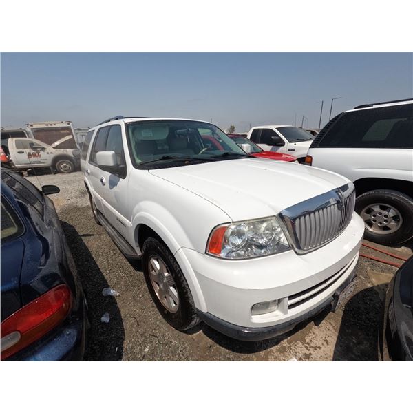 LINCOLN NAVIGATOR 2005 T-DONATION