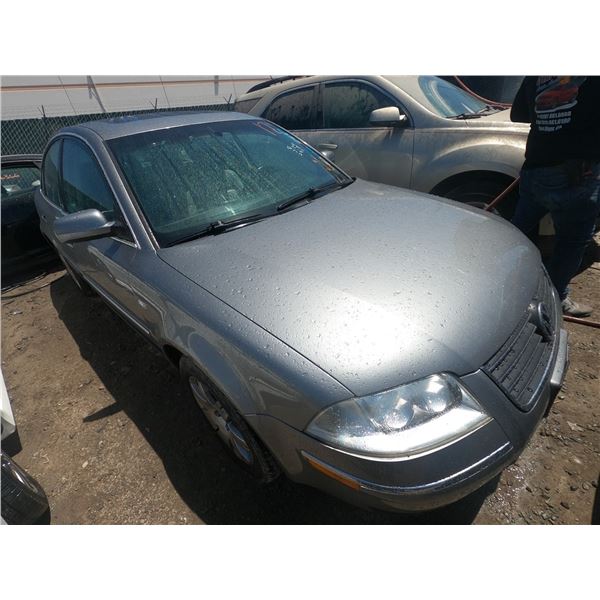 VOLKS PASSAT 2003 T-DONATION