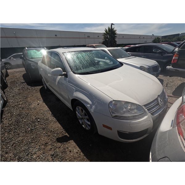 VOLKS JETTA 2010 L/S
