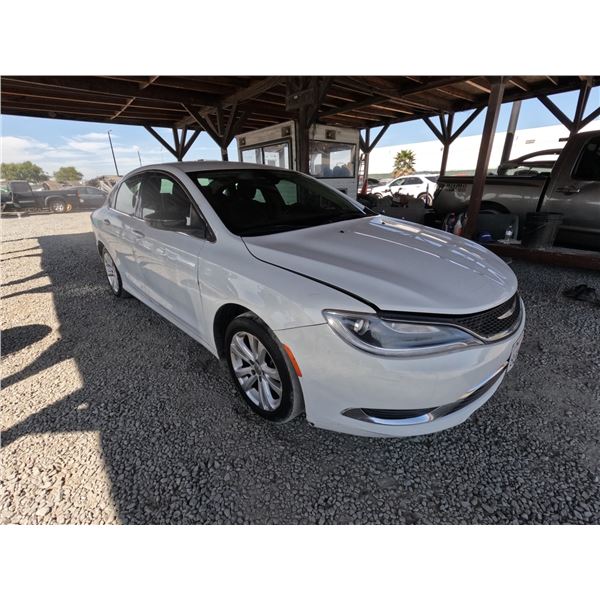 CHRYSLER 200 2015 SALV/T-2DAYS