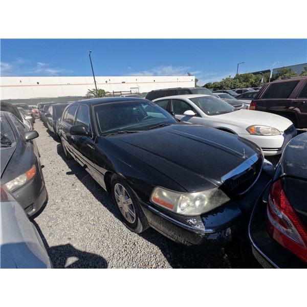 LINCOLN TOWN CAR 2011 T-PRIOR TAXI