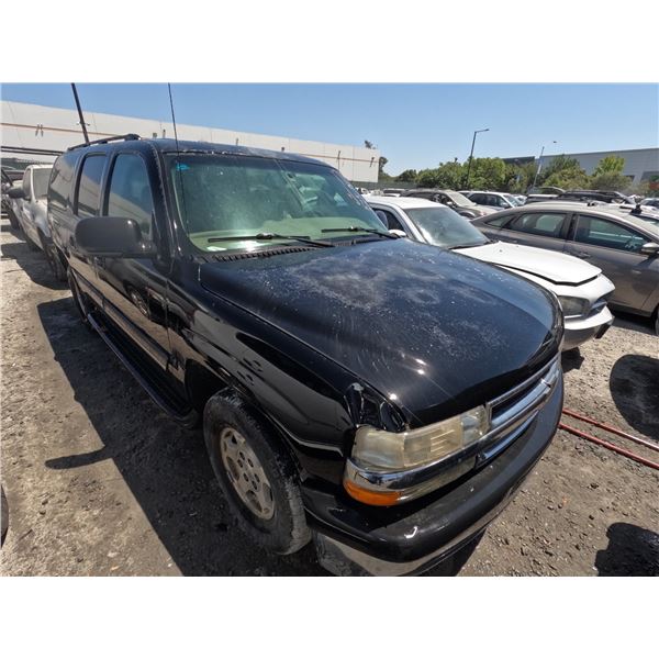 CHEV SUBURBAN 2004 T-DONATION