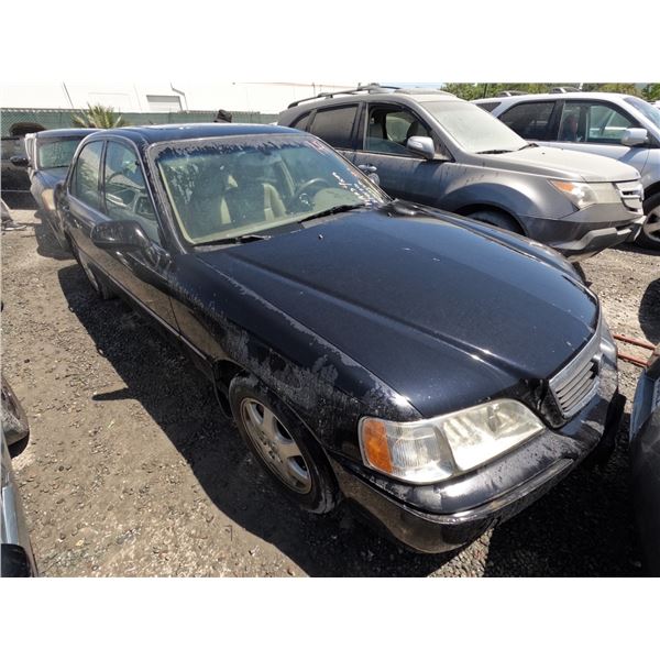 ACURA RL 2002 ADT-DONATION