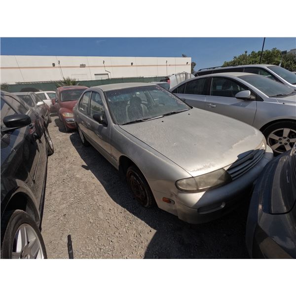 NISSAN ALTIMA 1997 ADT-DONATION