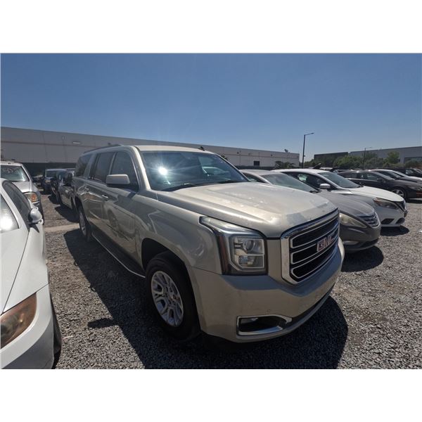GMC YUKON XL 2015 T-2 DAYS