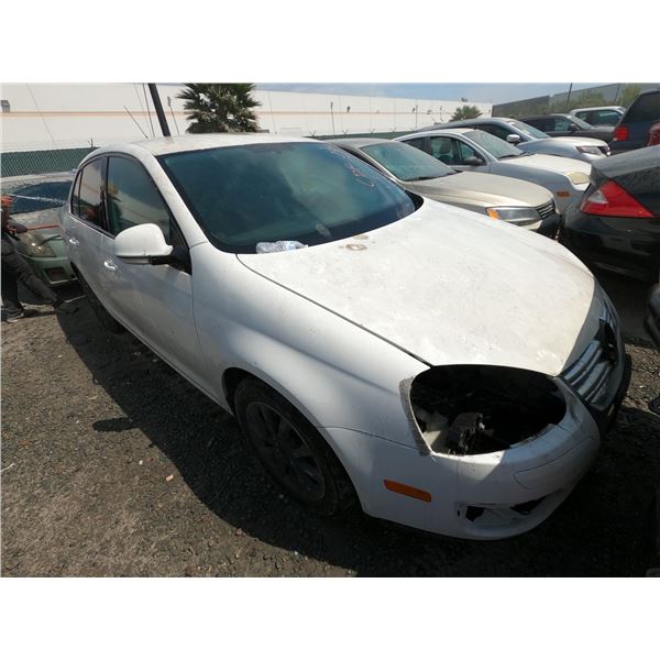 VOLKS JETTA 2010 T-DONATION