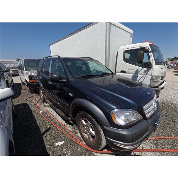MERCEDES M CLASS 1999 T-DONATION