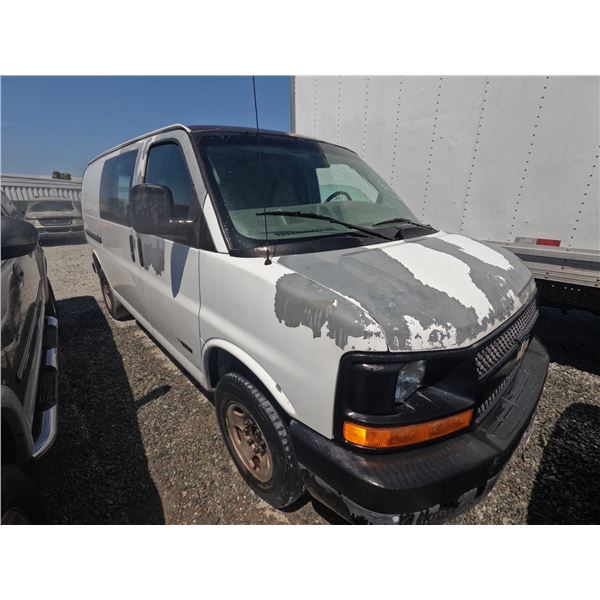 CHEV EXPRESS 2004 T-DONATION