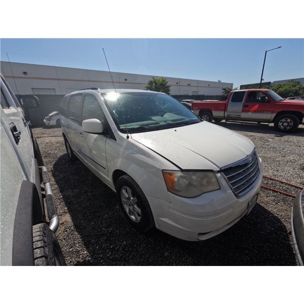 CHRYSLER T&C 2010 T