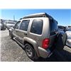 Image 4 : JEEP LIBERTY 2003 SALV T/DONATION